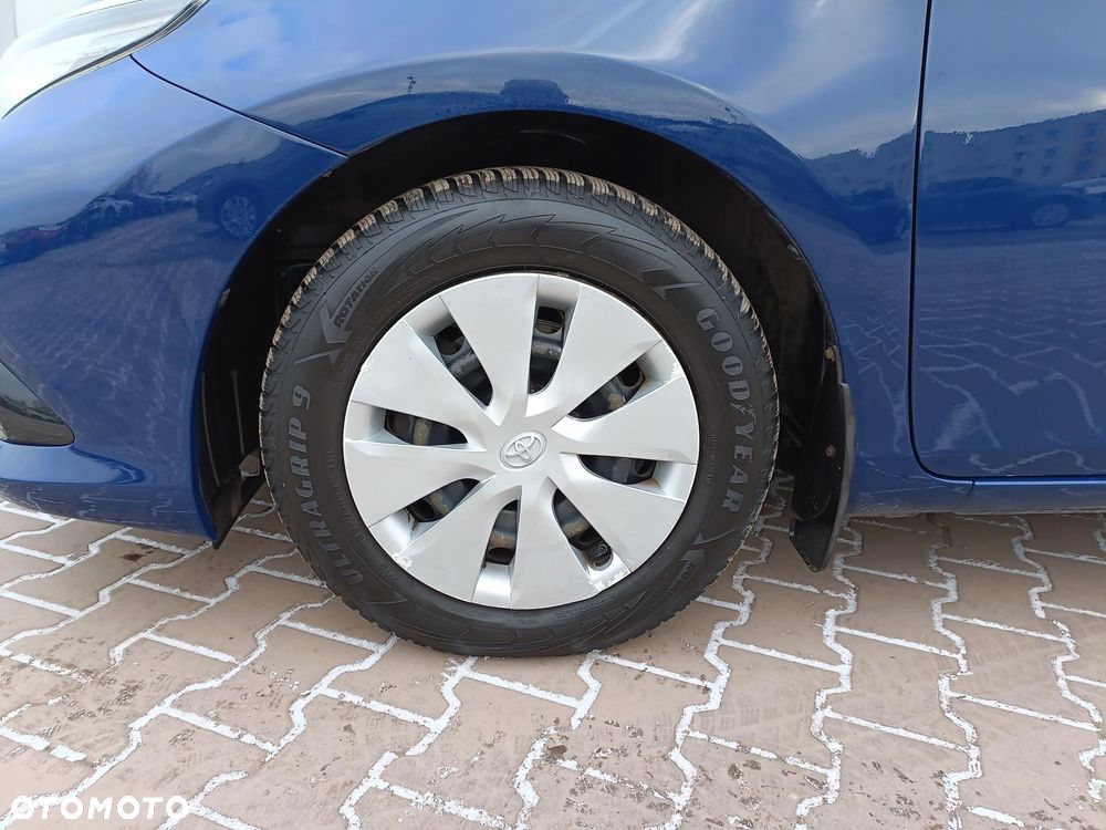 Toyota Auris 1.33 VVT-i Active - 19