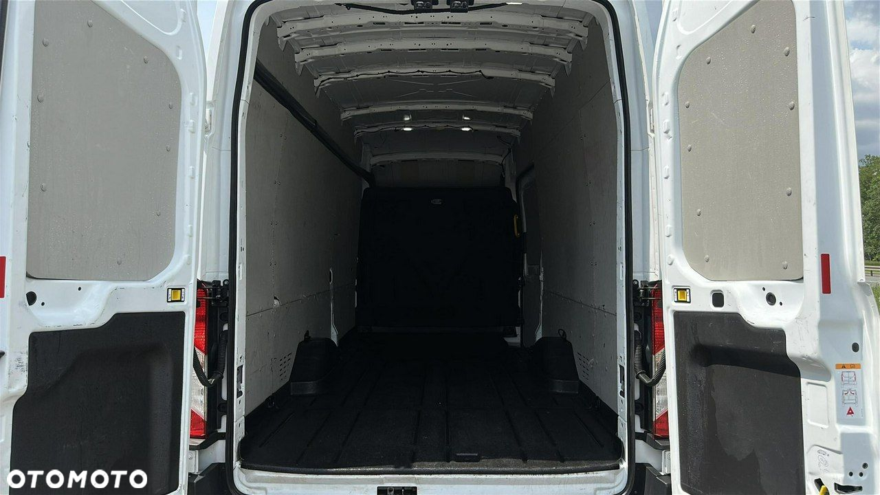 Ford Transit - 21