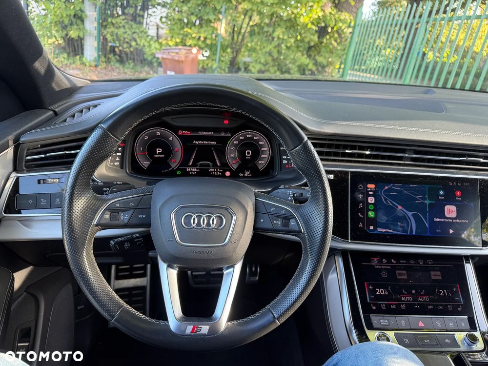 Audi Q8 2022 photo 2