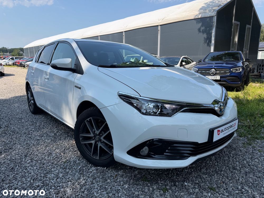 Toyota Auris Hybrid 135 Premium - 2