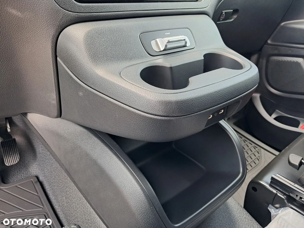 Mercedes-Benz Vito Tourer L2 Pro 9G-Tronic 447.703 - 28