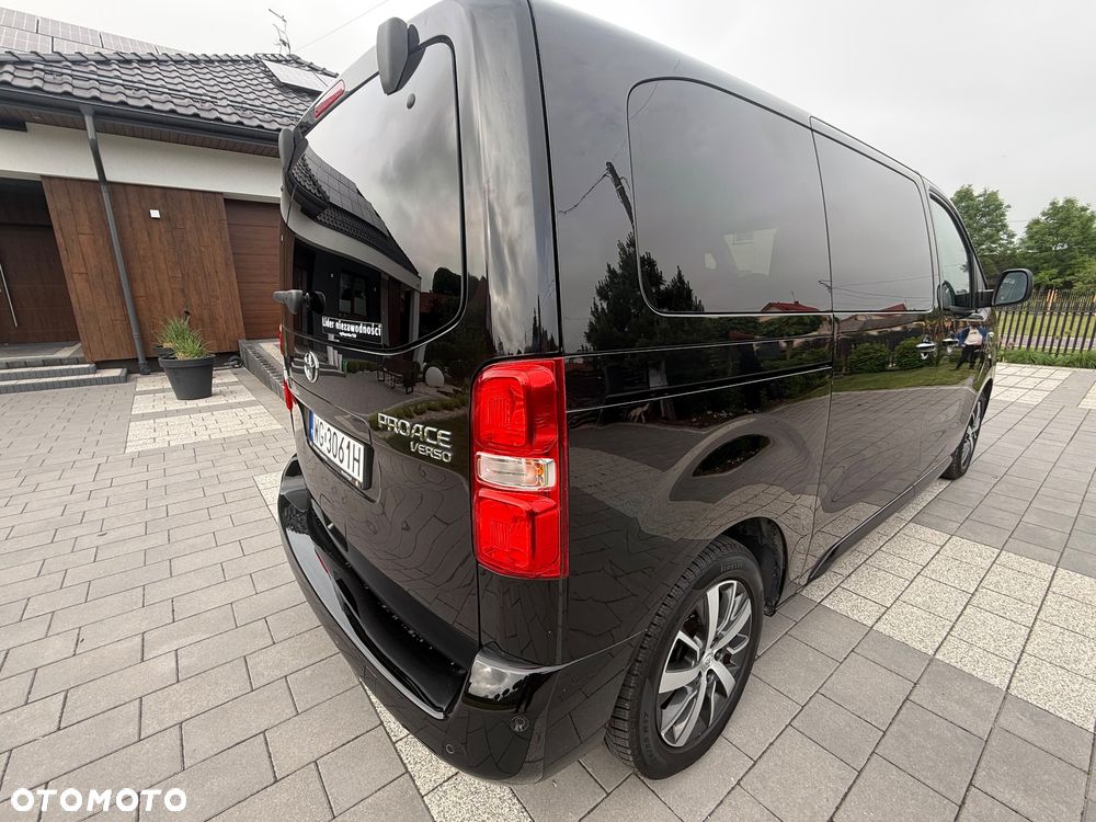 Toyota ProAce Kombi D-4D Medium 2,8t - 5