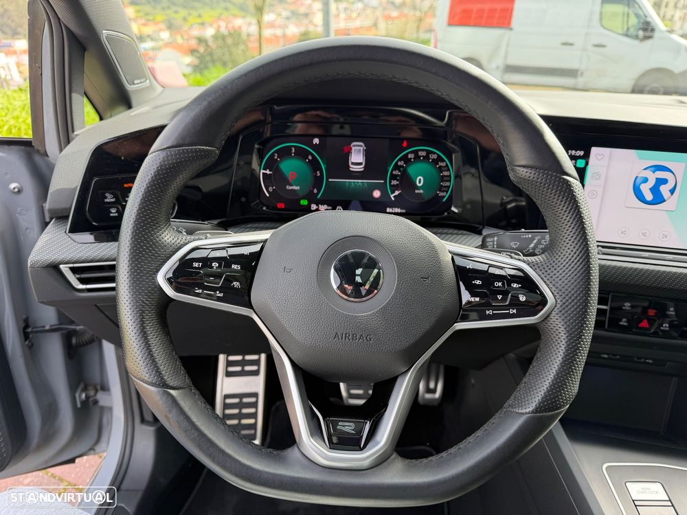 VW Golf 2.0 TDI SCR DSG R-Line - 33