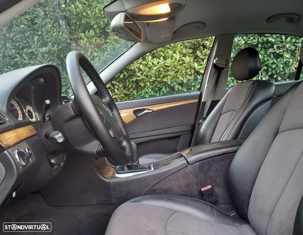 Mercedes-Benz E 220 CDi Avantgarde - 5