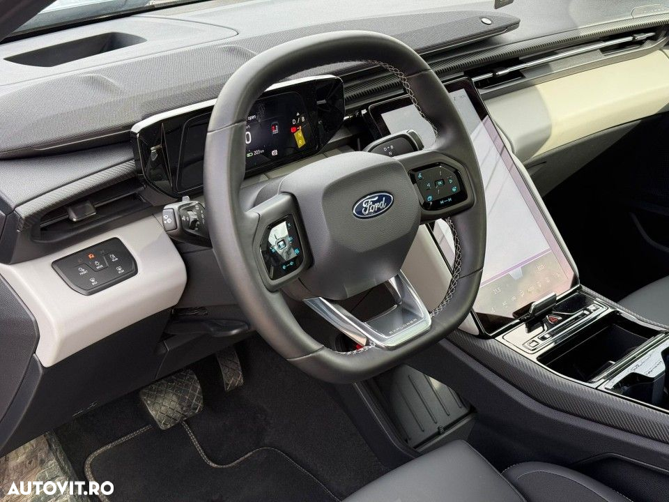 Ford Explorer AWD 79 kWh Extended Range Premium - 18