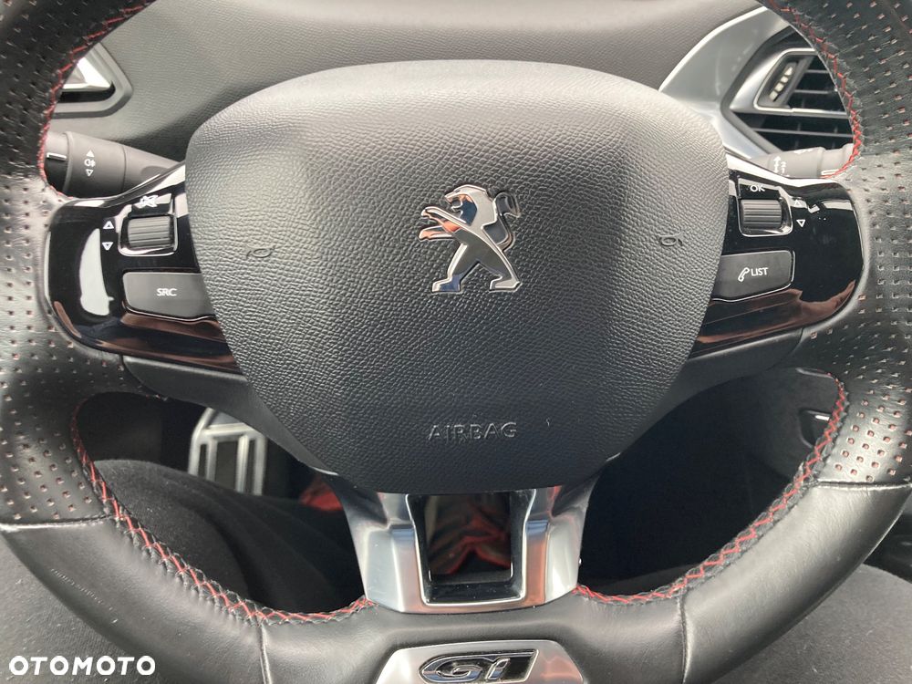 Peugeot 308 1.6 e-THP GT S&S - 16