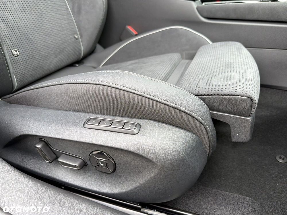 Skoda Superb 2.0 TDI SCR 4x4 Sportline DSG - 19