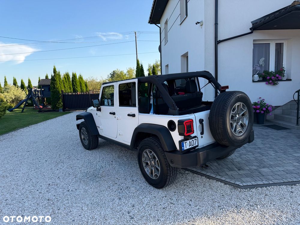 Jeep Wrangler 3.6 Unlim Rubicon - 16