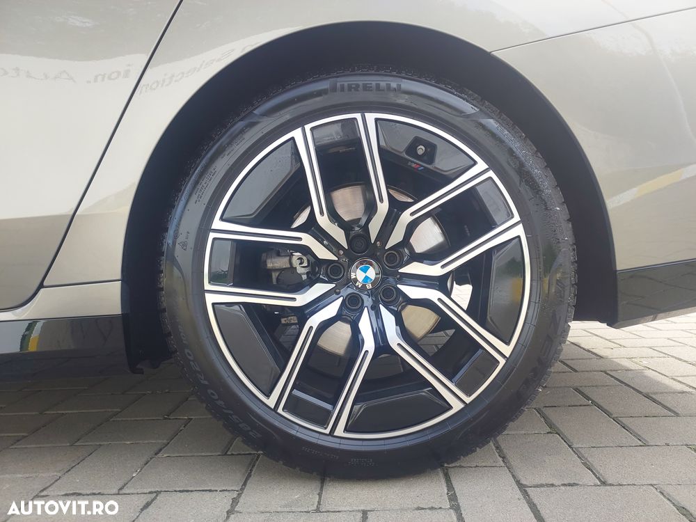 BMW Seria 7 - 14