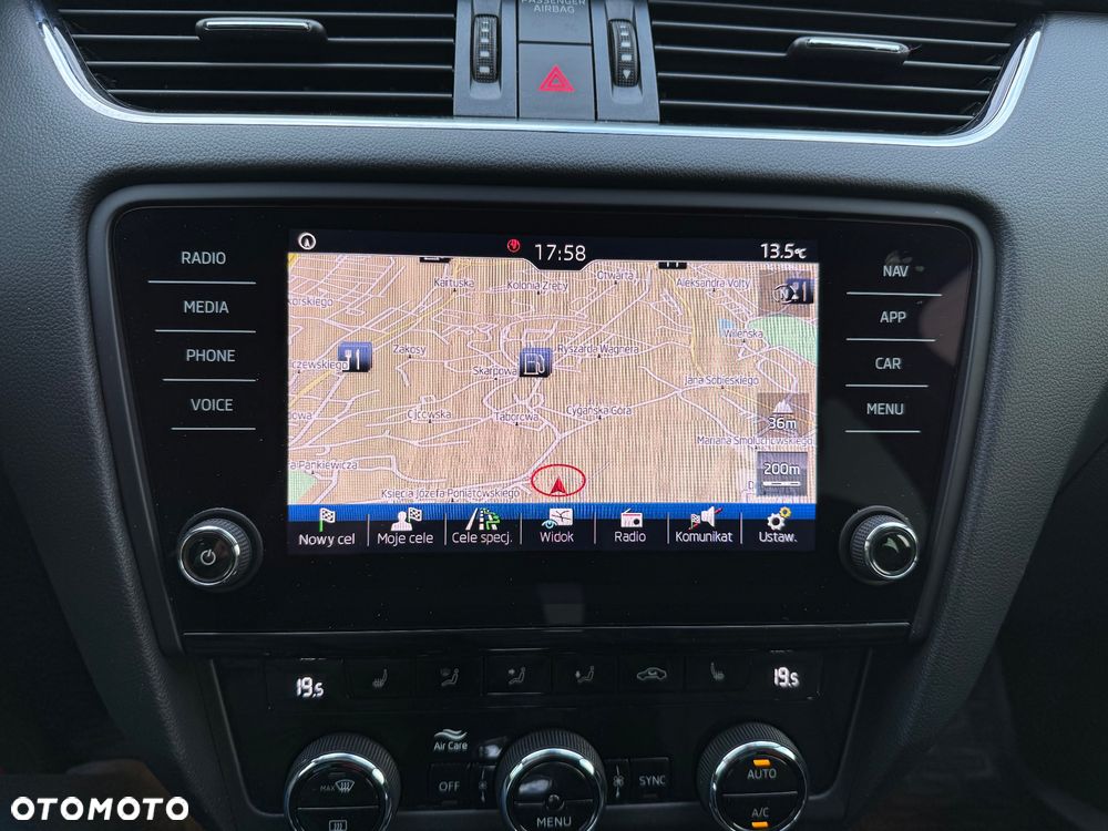 Skoda Octavia 2.0 TDI Green tec DSG Elegance - 32