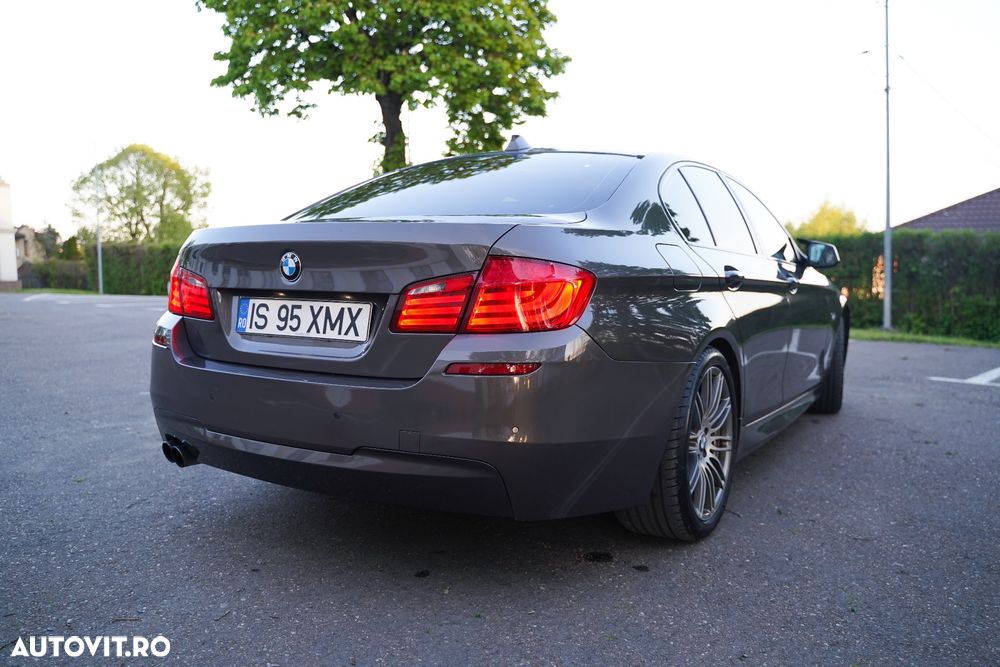 BMW Seria 5 525d xDrive - 5