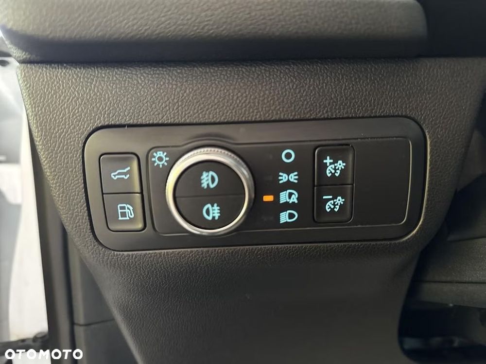 Ford Kuga 2.5 Duratec PHEV ST-LINE - 13