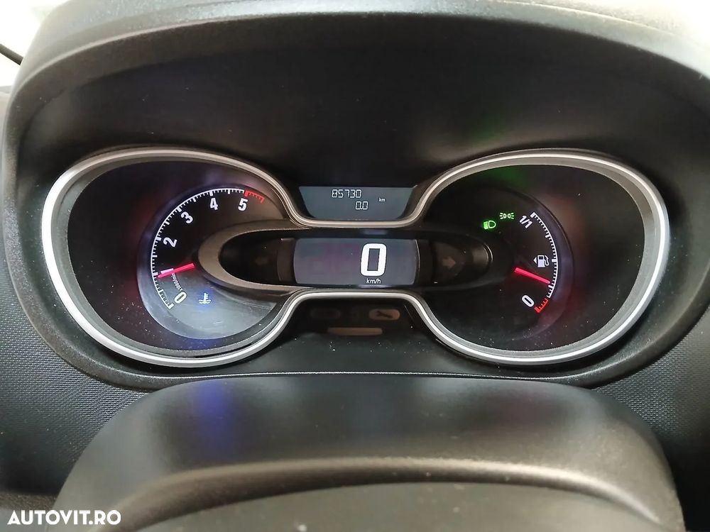 Opel VIVARO - 17