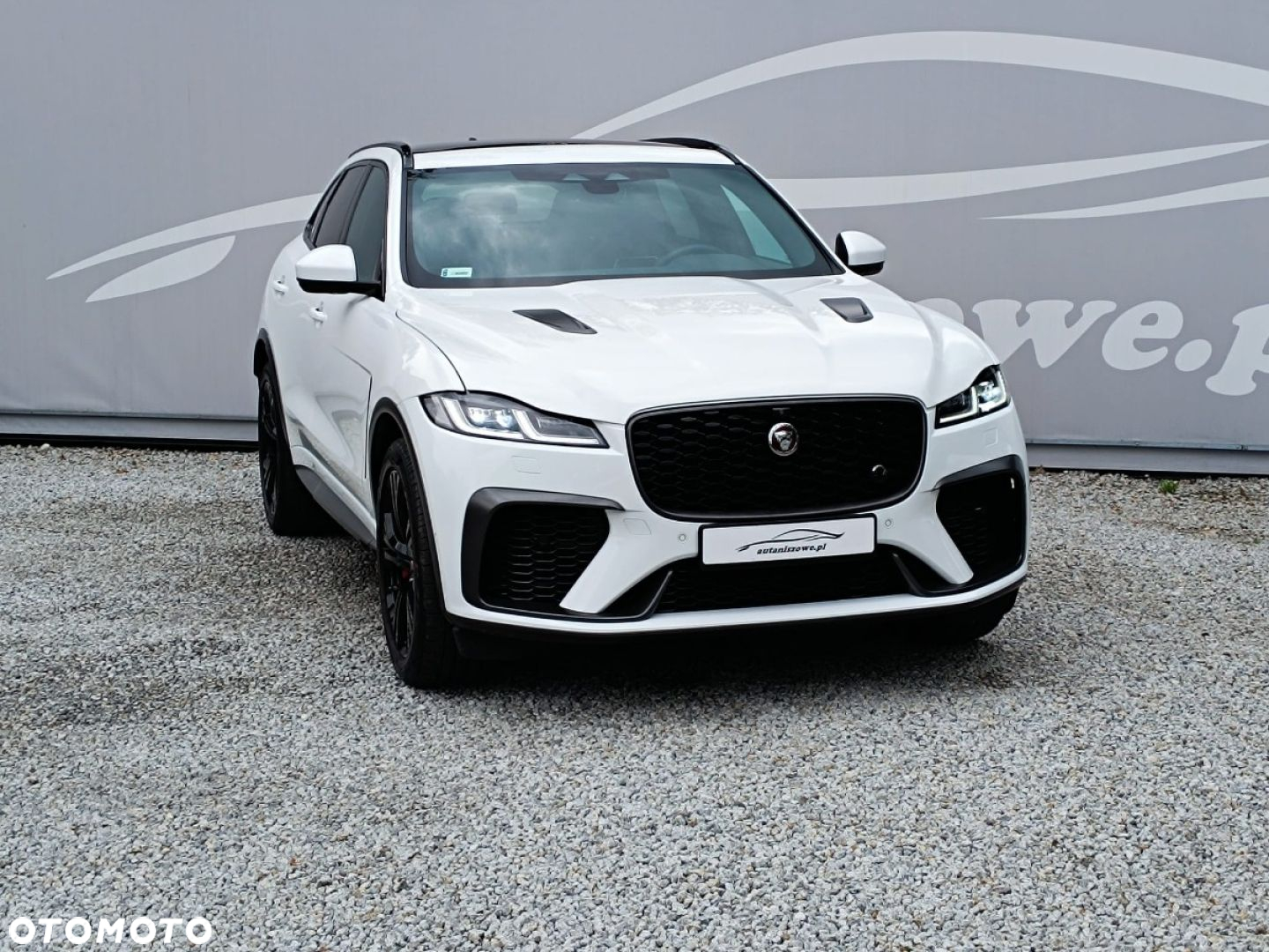 Jaguar F-Pace 5.0 V8 P550 AWD SVR - 14