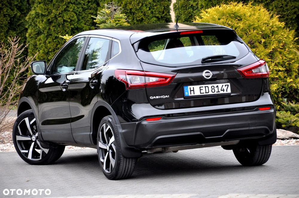 Nissan Qashqai 1.3 DIG-T SHIRO - 26