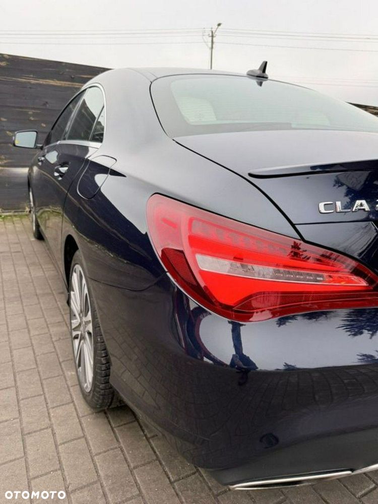 Mercedes-Benz CLA - 13