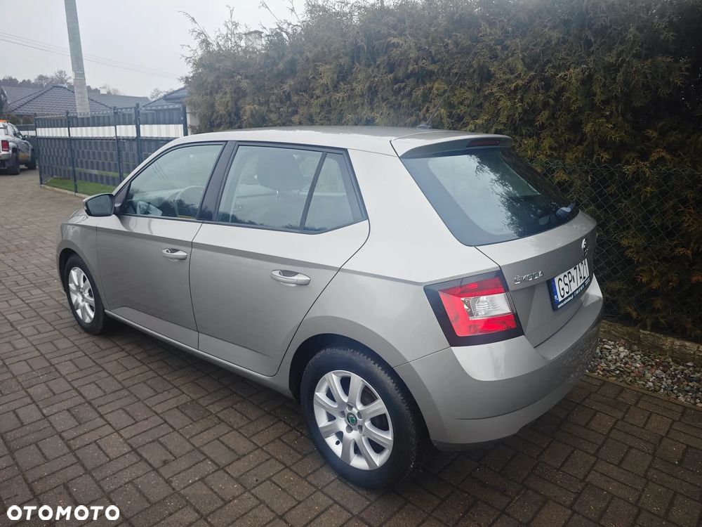 Skoda Fabia - 6