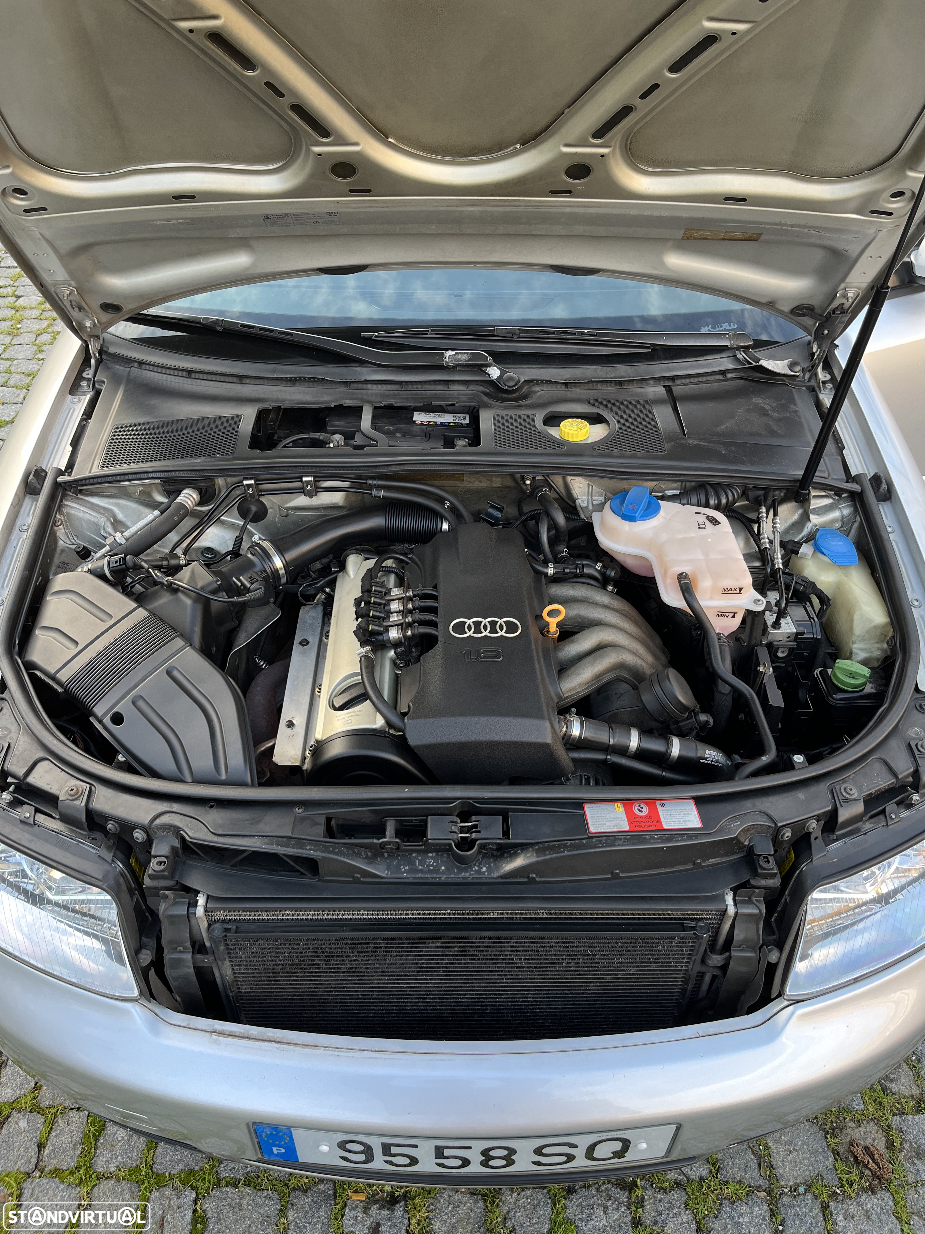 Audi A4 1.6 - 23