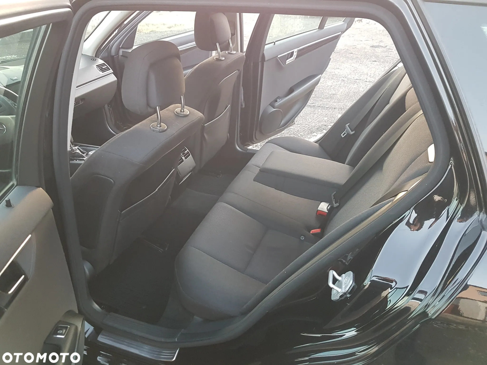 Mercedes-Benz Klasa C 200 T (BlueEFFICIENCY) Avantgarde - 16