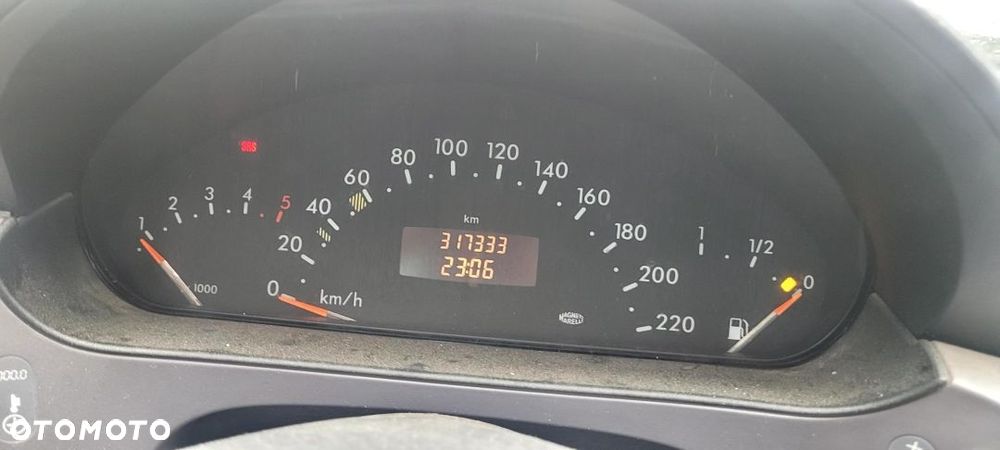 Mercedes Benz A klasa 2000 rok 1,7 Diesel - 25