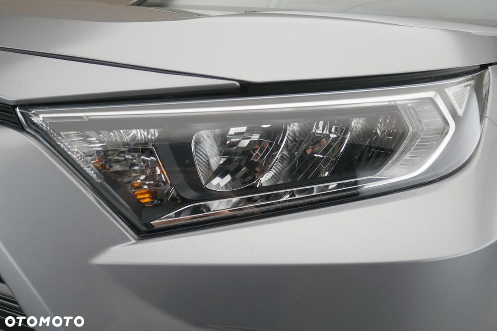 Toyota RAV4 - 13
