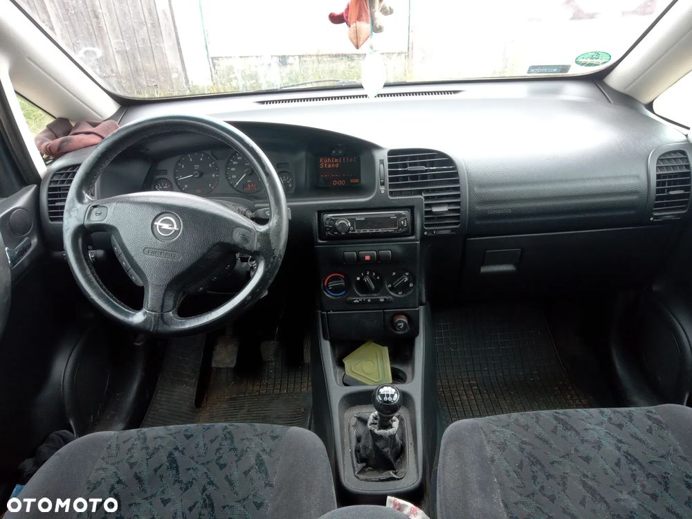 Opel Zafira 1.8 16V Elegance - 19