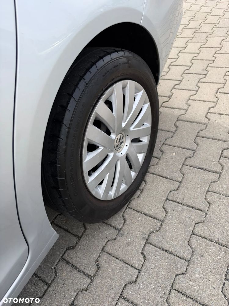Volkswagen Golf 1.6 TDI BlueMotion Technology Comfortline - 19