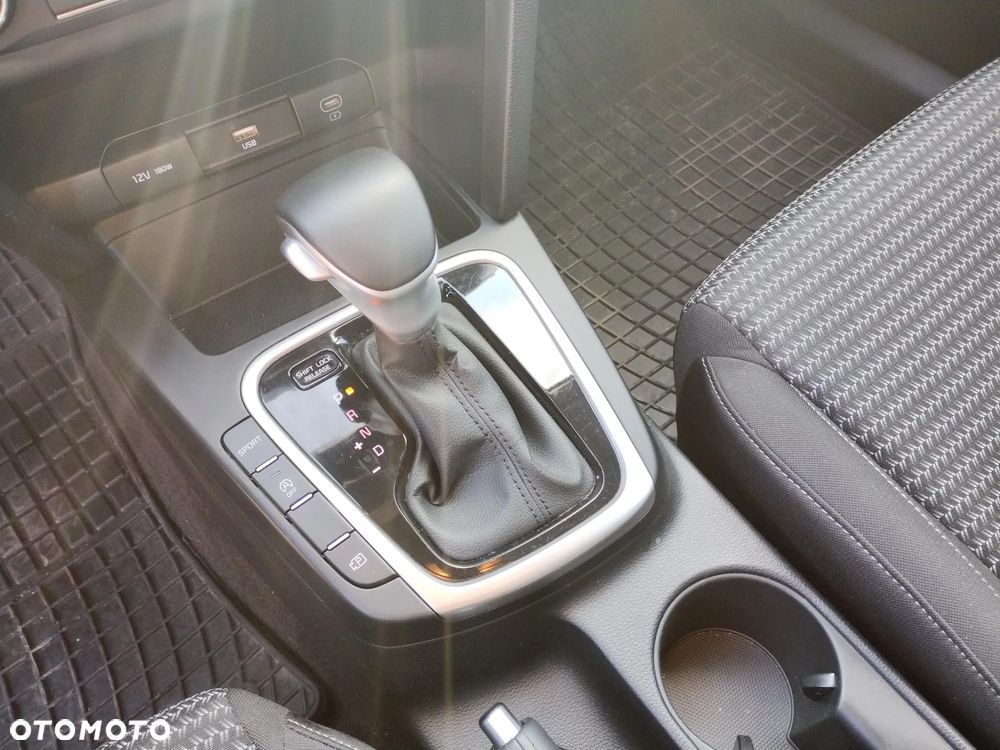Kia XCeed 1.5 T-GDI M DCT - 15