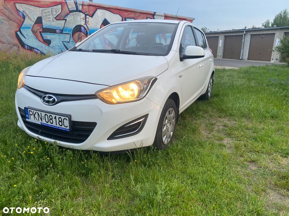 Hyundai i20 1.1 CRDi Classic + - 8