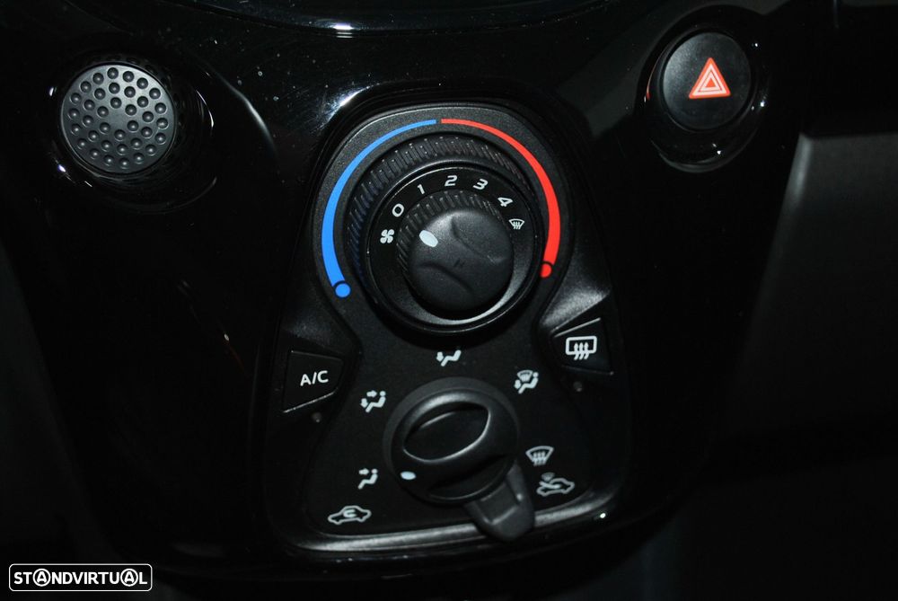 Peugeot 108 1.0 VTi Allure ETG5 - 20