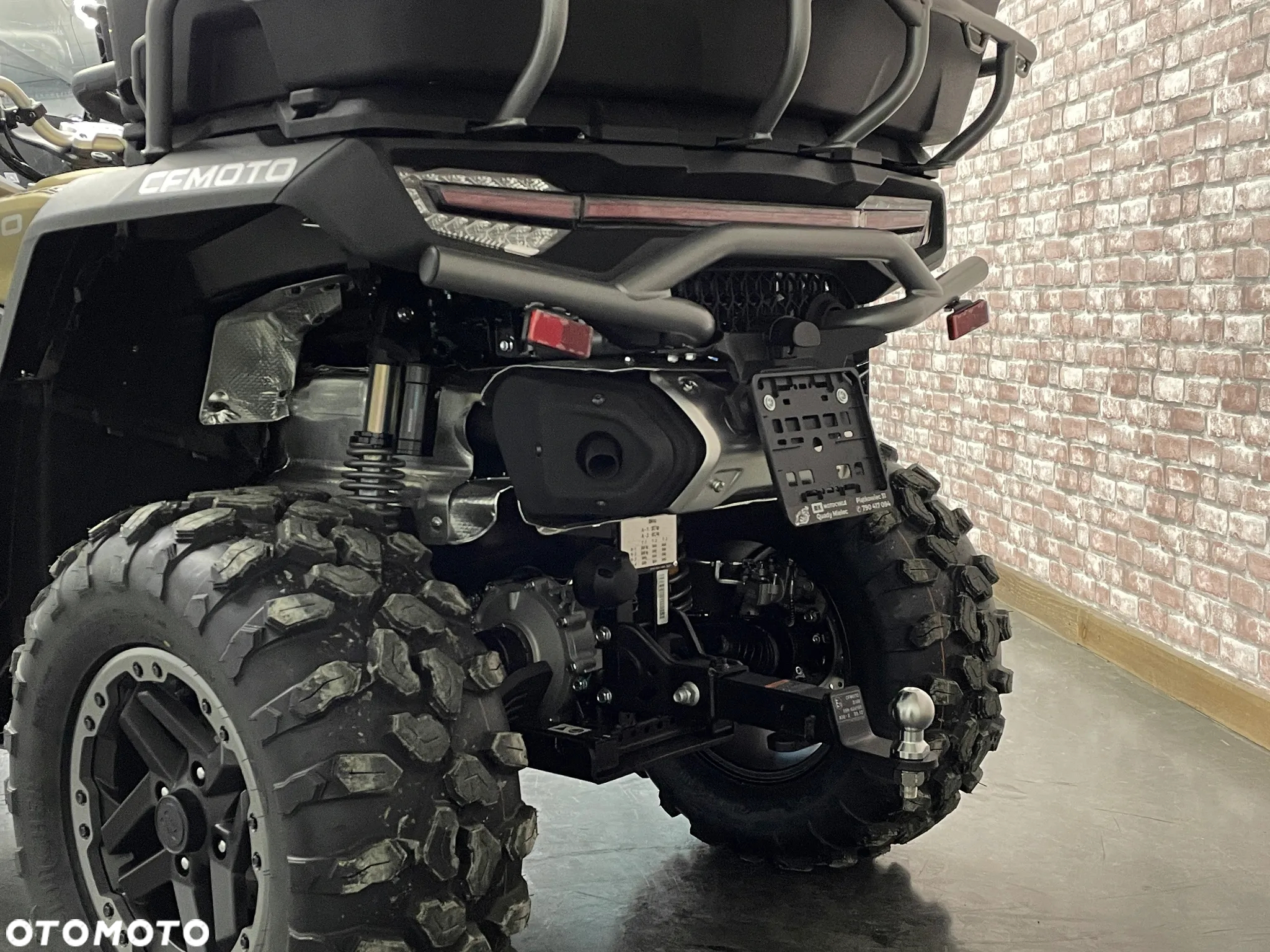 CFMoto CForce - 9