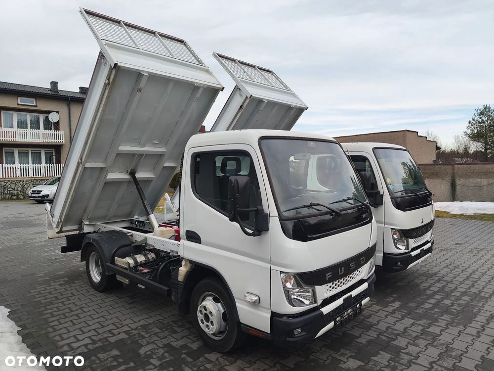 Mitsubishi Fuso Canter - 12