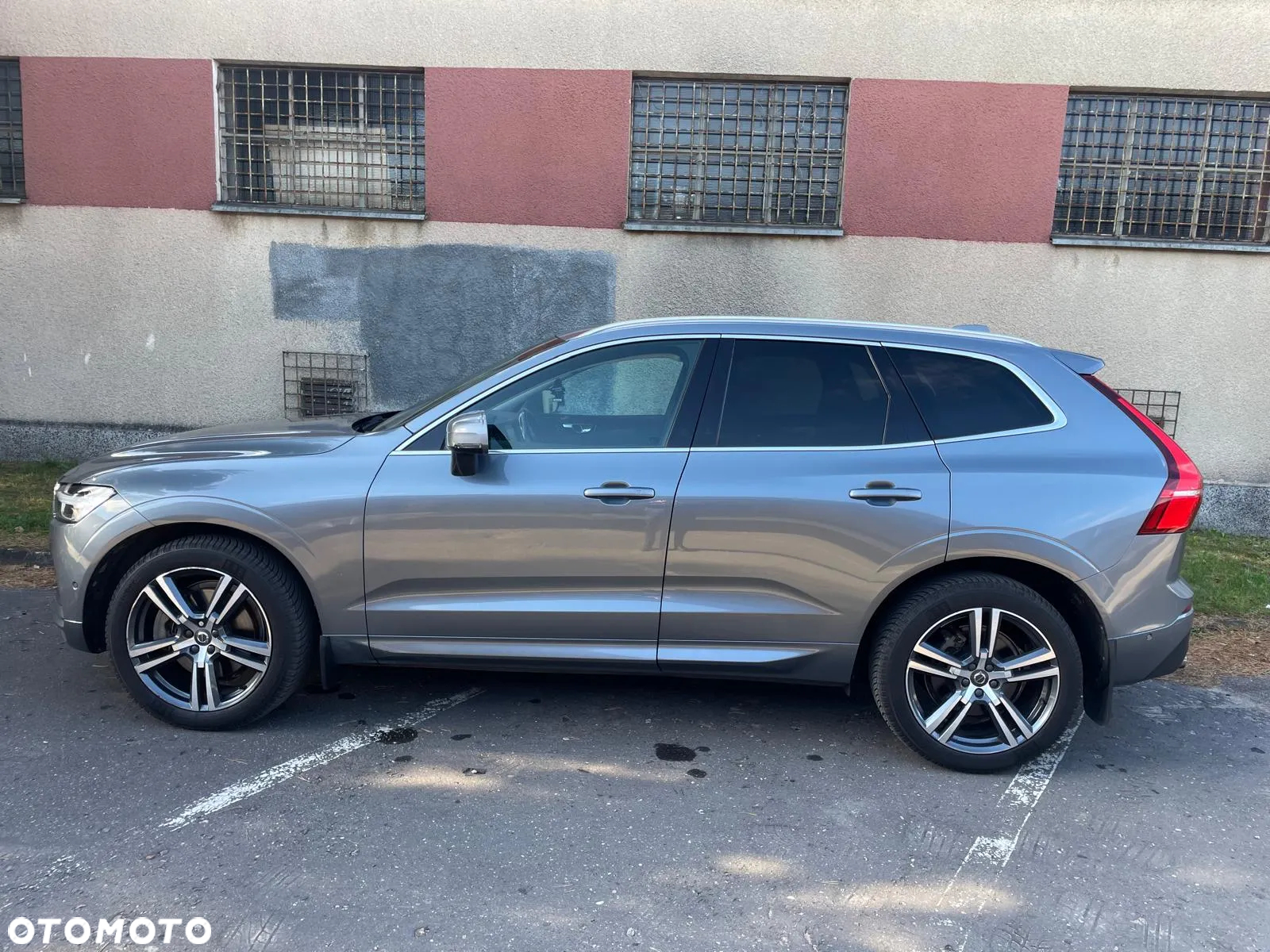 Volvo XC 60 T6 AWD Momentum - 6