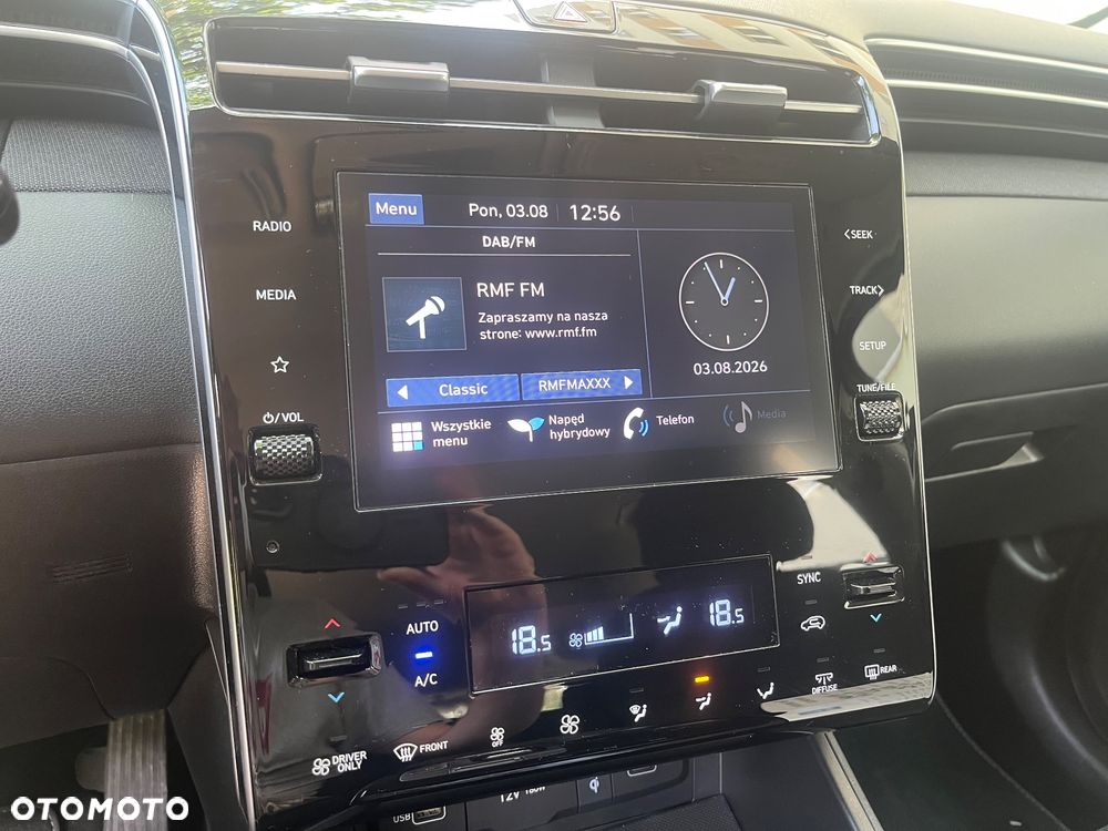 Hyundai Tucson 1.6 T-GDi HEV Executive 2WD - 17
