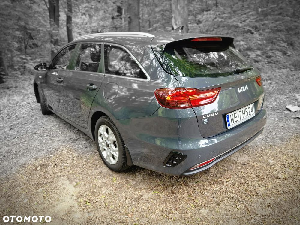 Kia Ceed 1.5 T-GDI M - 14
