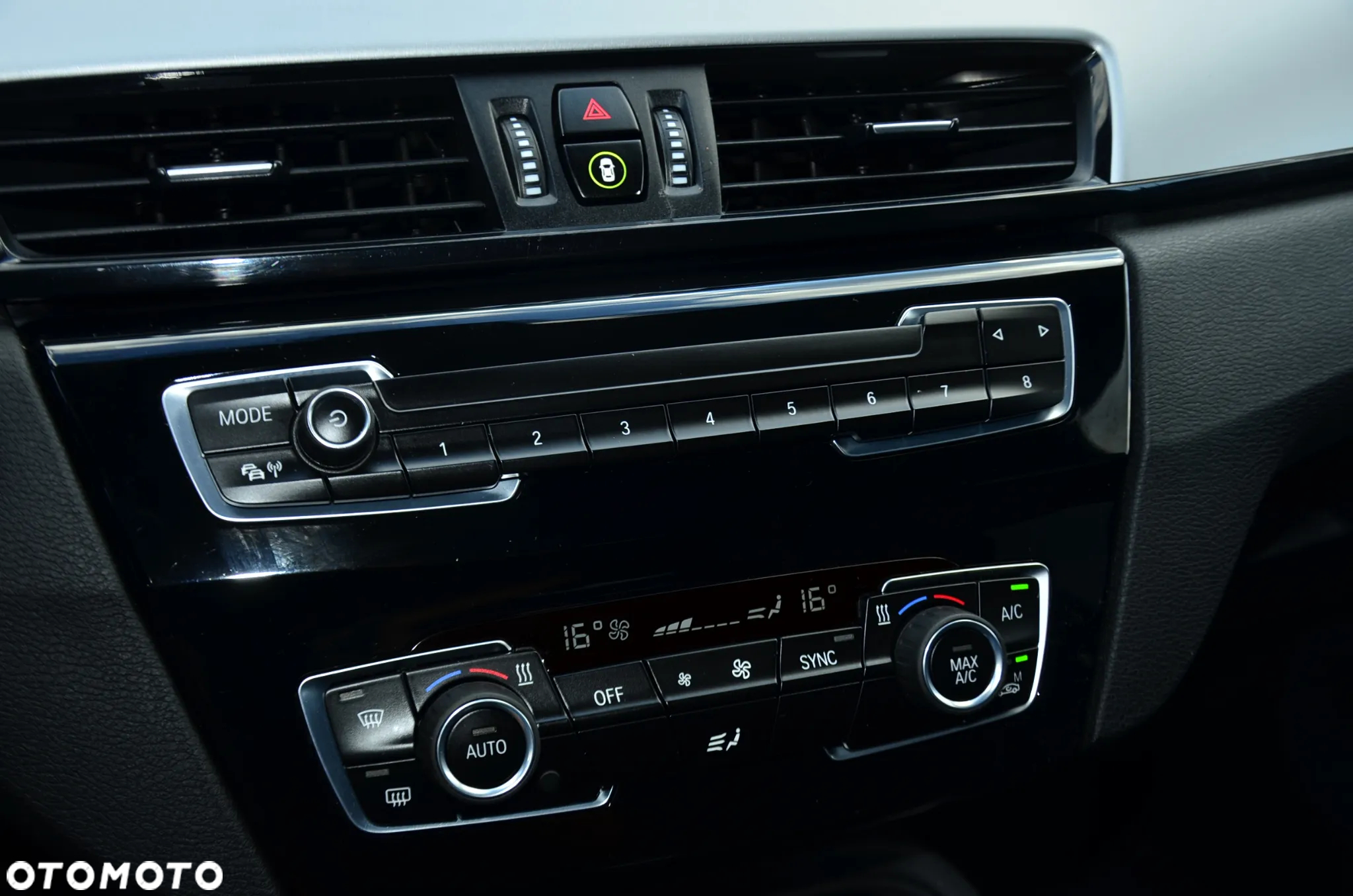 BMW X1 sDrive18d Business Edition - 25