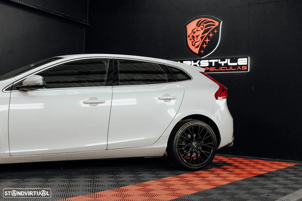 Volvo V40 D2 RDesign - 14