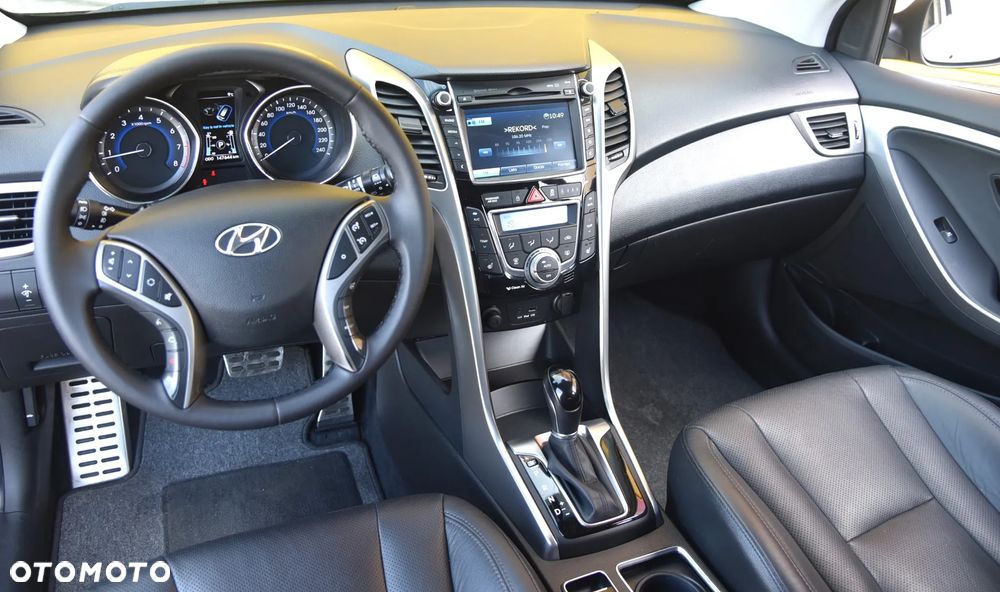 Hyundai i30 blue 1.6 GDI DCT Premium - 18