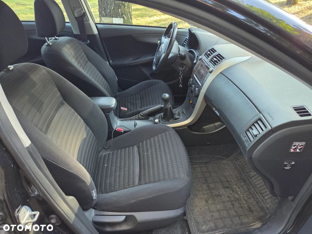 Toyota Corolla 1.4 D-4D Terra - 6