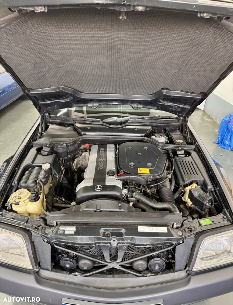 Mercedes-Benz SL - 21