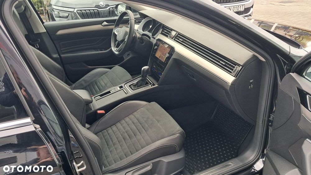 Volkswagen Passat 2.0 TDI EVO Elegance DSG - 7