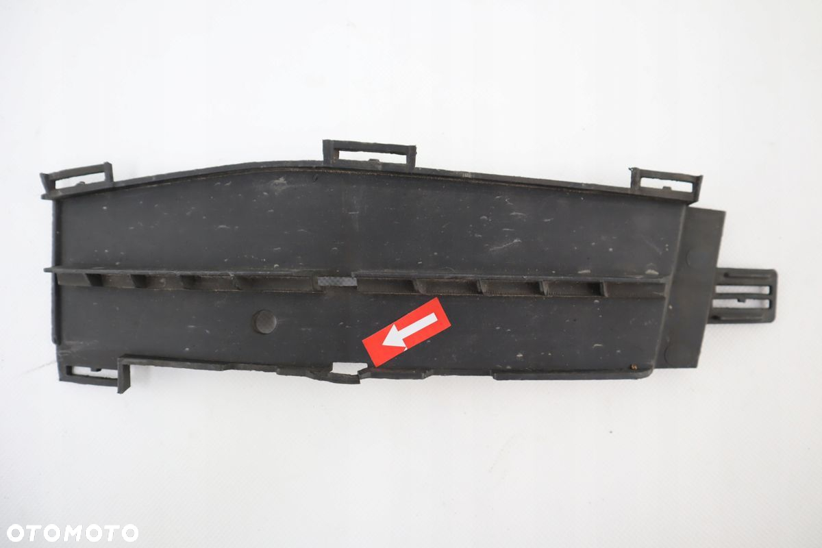 KRATKA OSŁONA ZAŚLEPKA ZDERZAKA PRAWA BMW 5 G30 G31 51117385264 - 2