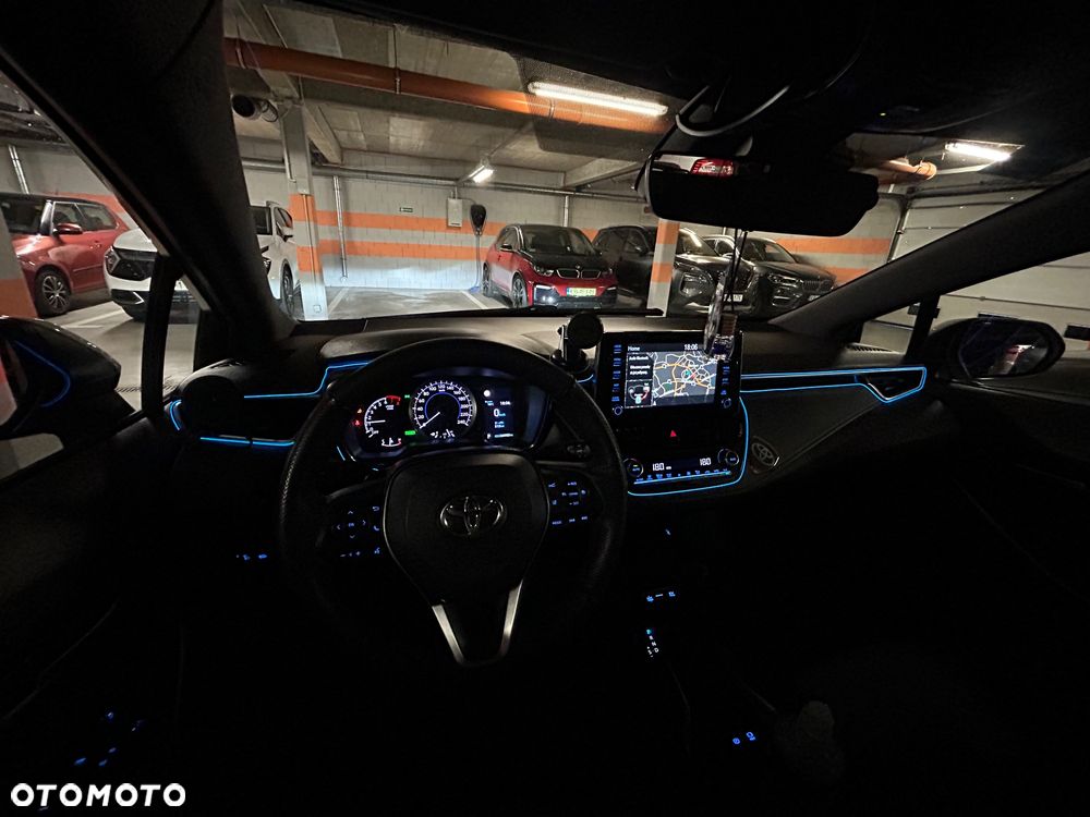 Toyota Corolla - 11