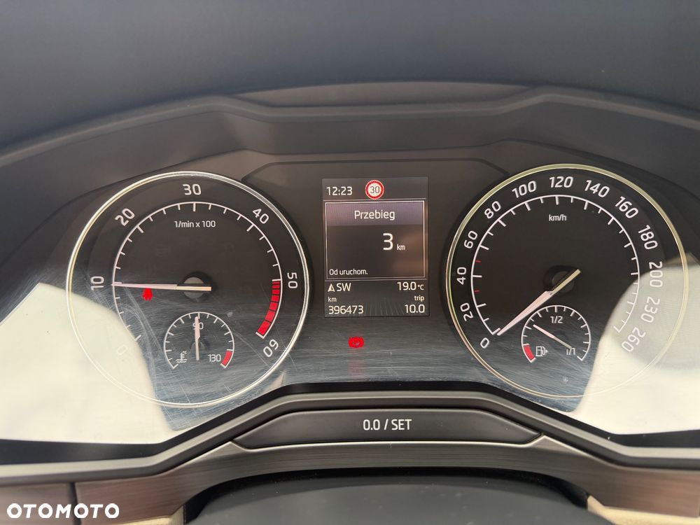 Skoda Superb 2.0 TDI Style - 23