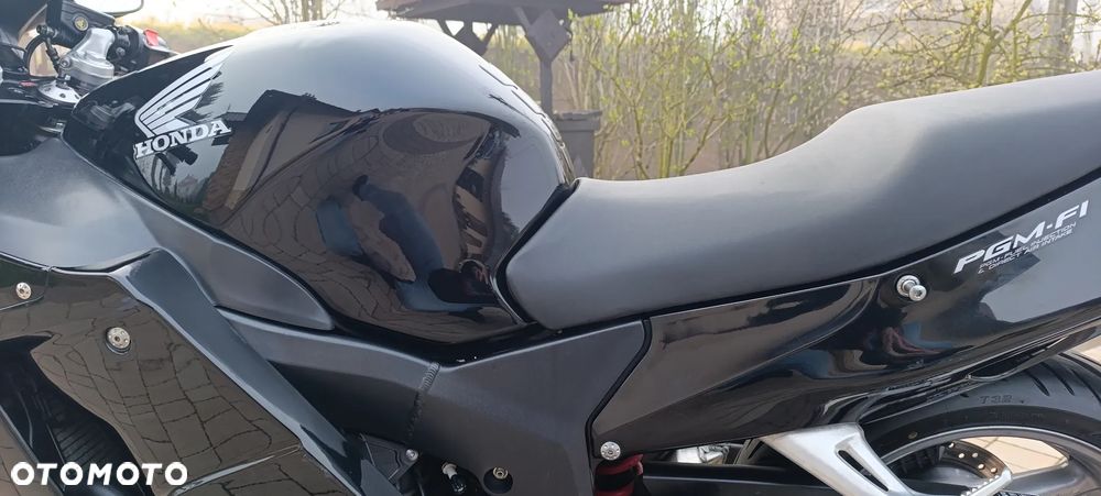 Kawasaki Ninja 1000 SX - 34