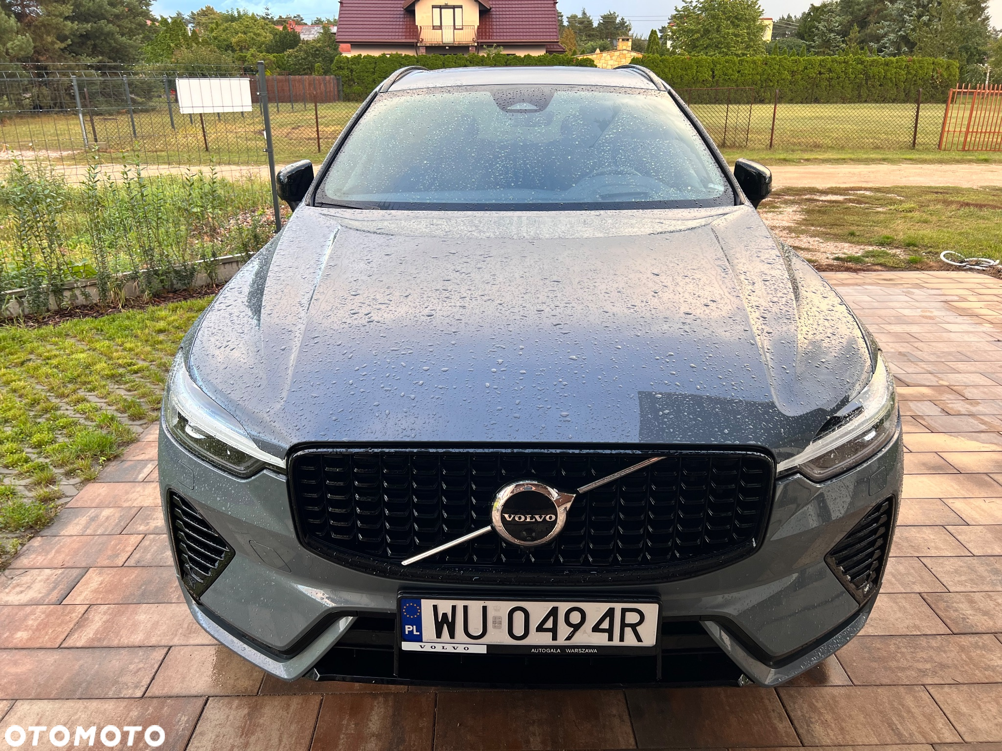 Volvo XC 60 T6 Plug-In Hybrid AWD R-Design - 2