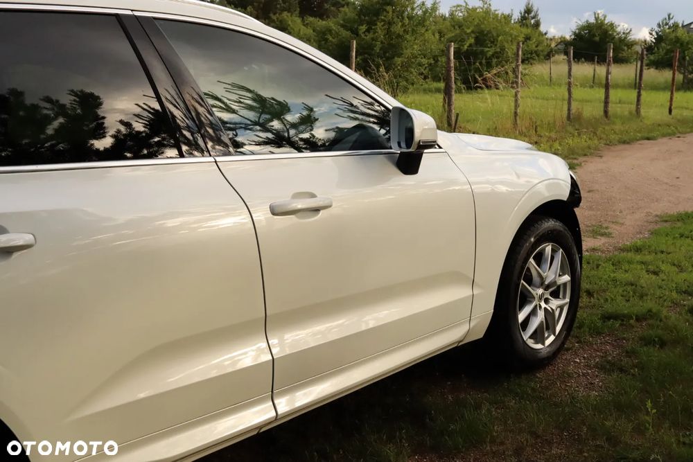 Volvo XC 60 T5 AWD Geartronic Momentum - 6