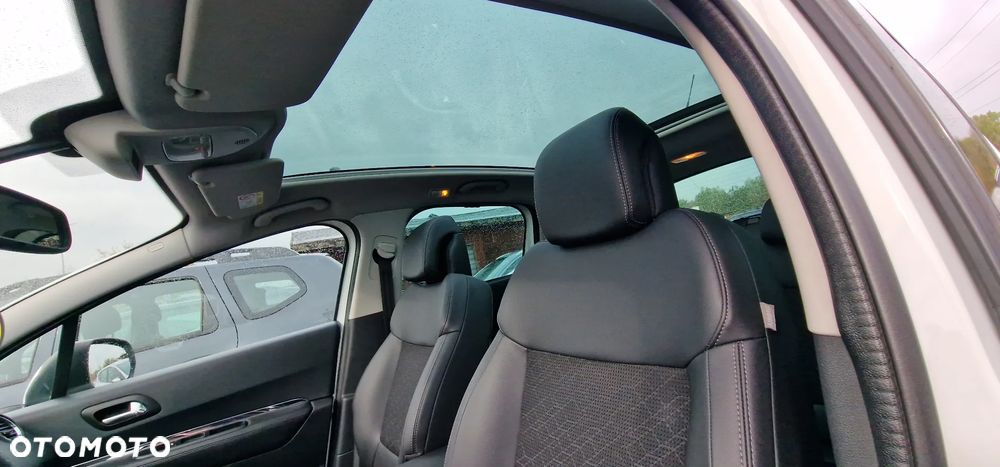 Peugeot 3008 HDi 115 Allure - 15