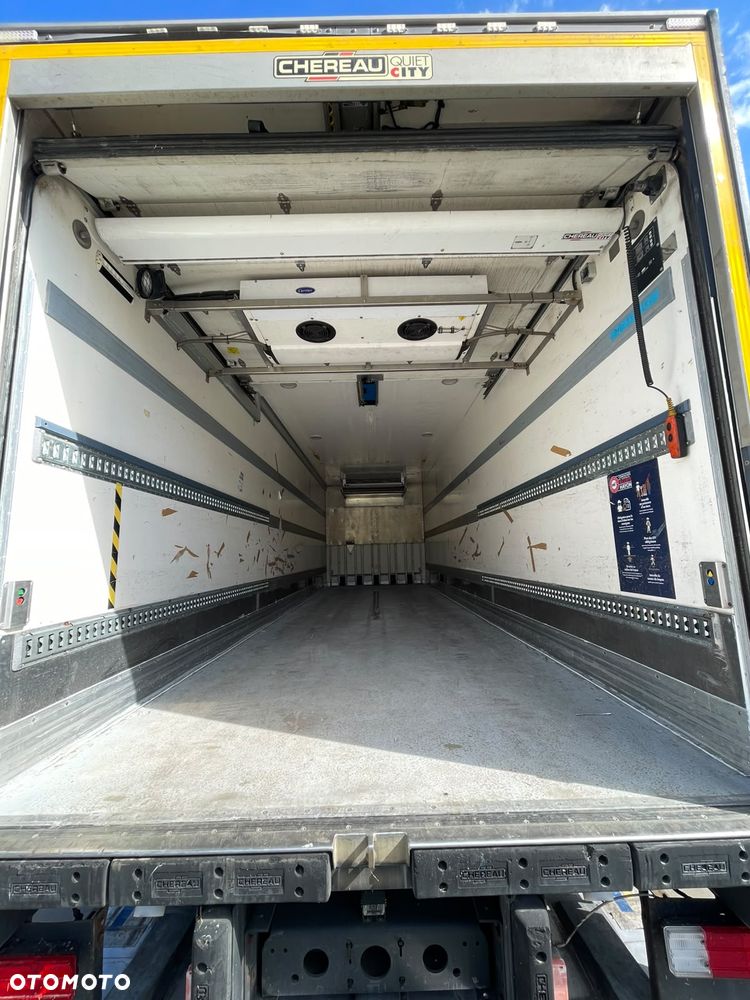 Mercedes-Benz actros - 7