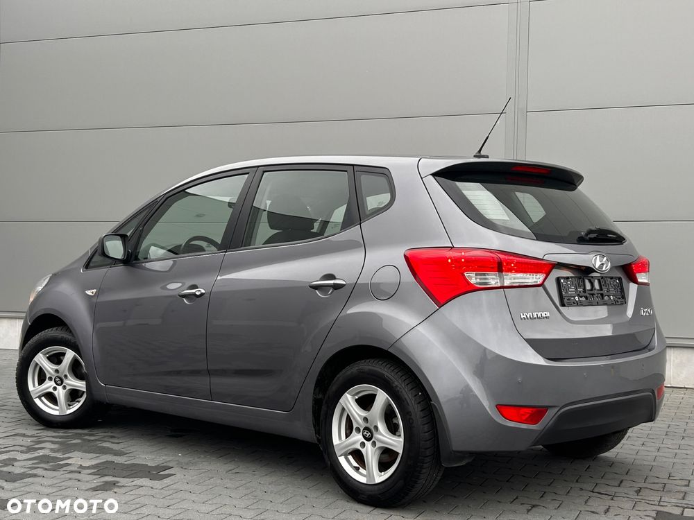 Hyundai ix20 1.4 blue Comfort - 10